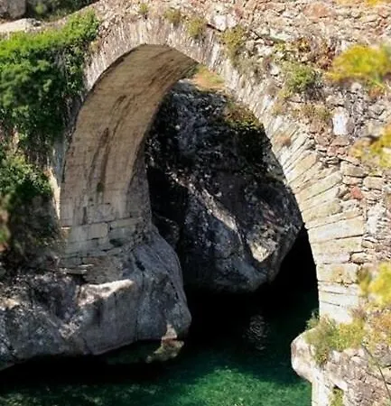 アパートホテル L'alivi Di L'osari 4*