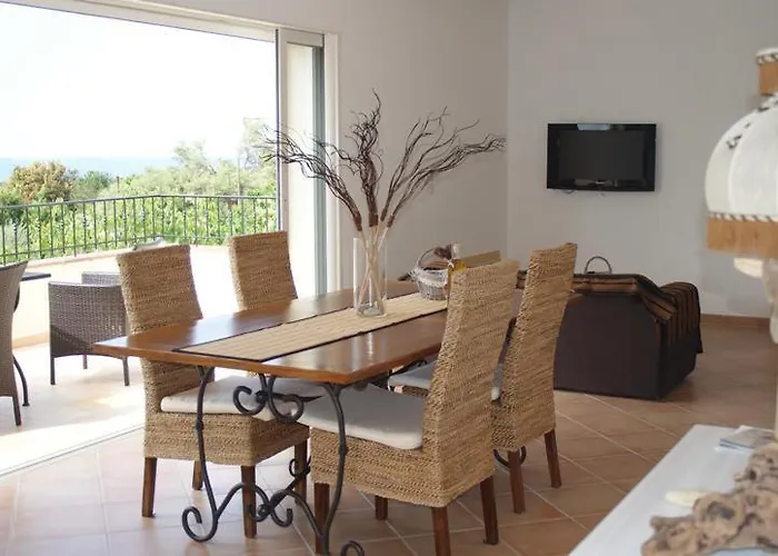 L'alivi Di L'osari 3* Belgodere (Corsica)