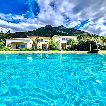 L'alivi Di L'osari Aparthotel 3*