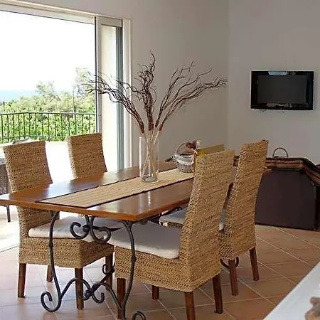 L'alivi Di L'osari Aparthotel 3*